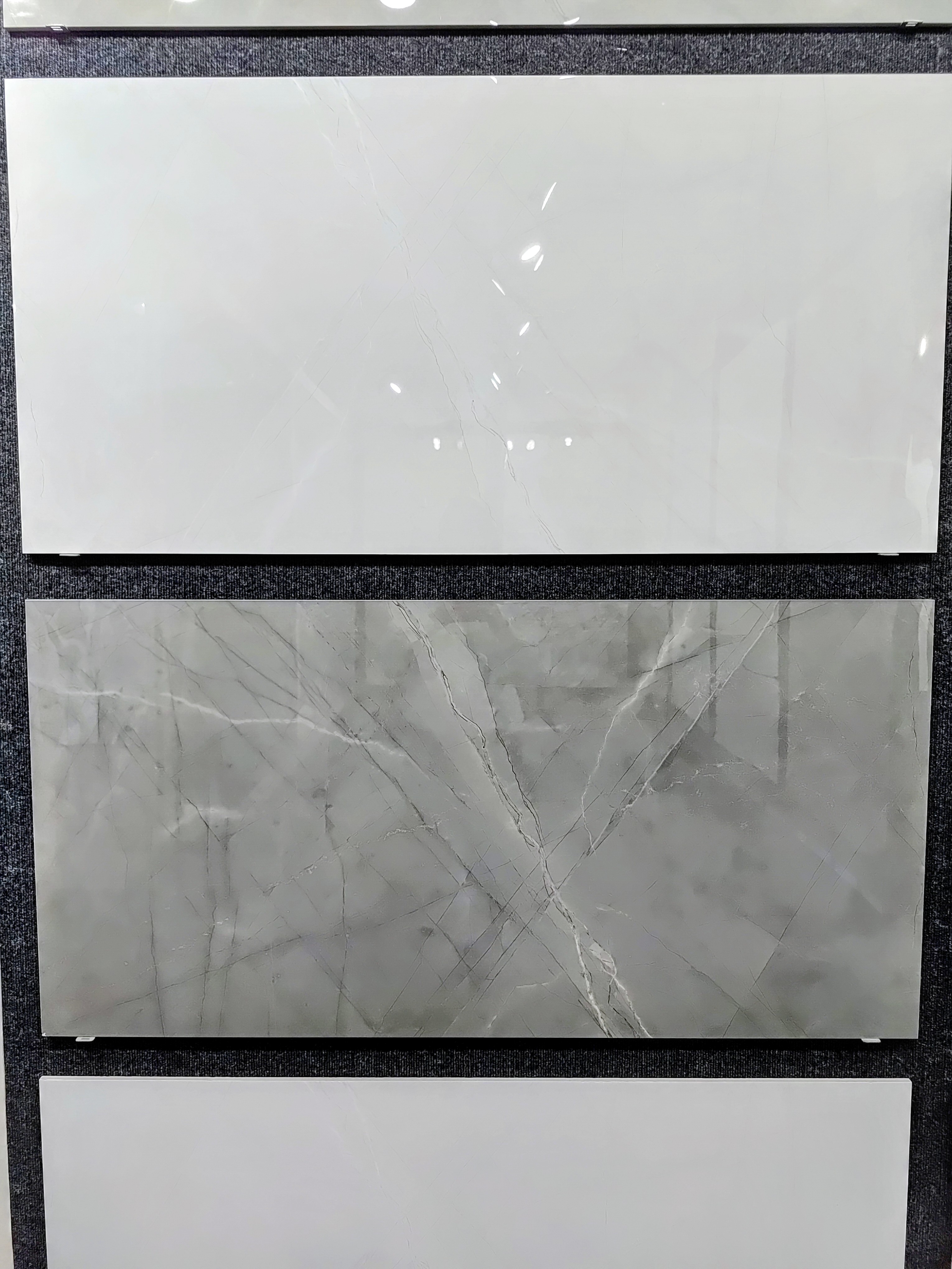 GLOSSY 600X1200MM